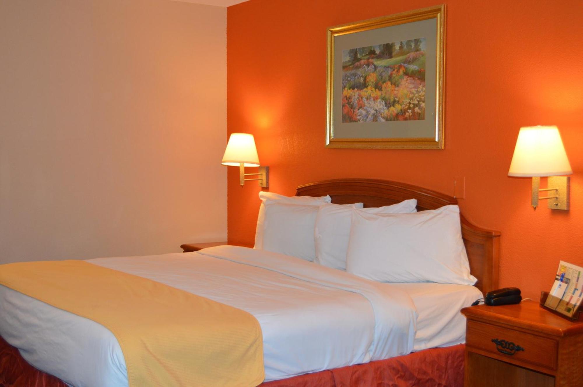 Americas Best Value Inn Gainesville Tx Екстер'єр фото