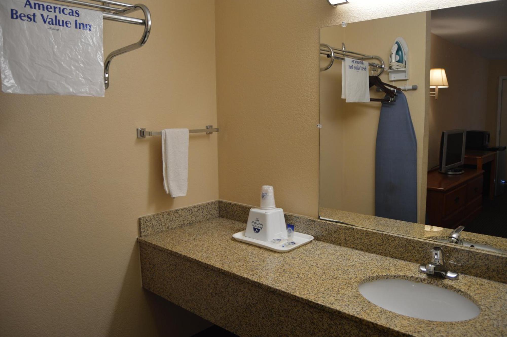 Americas Best Value Inn Gainesville Tx Екстер'єр фото