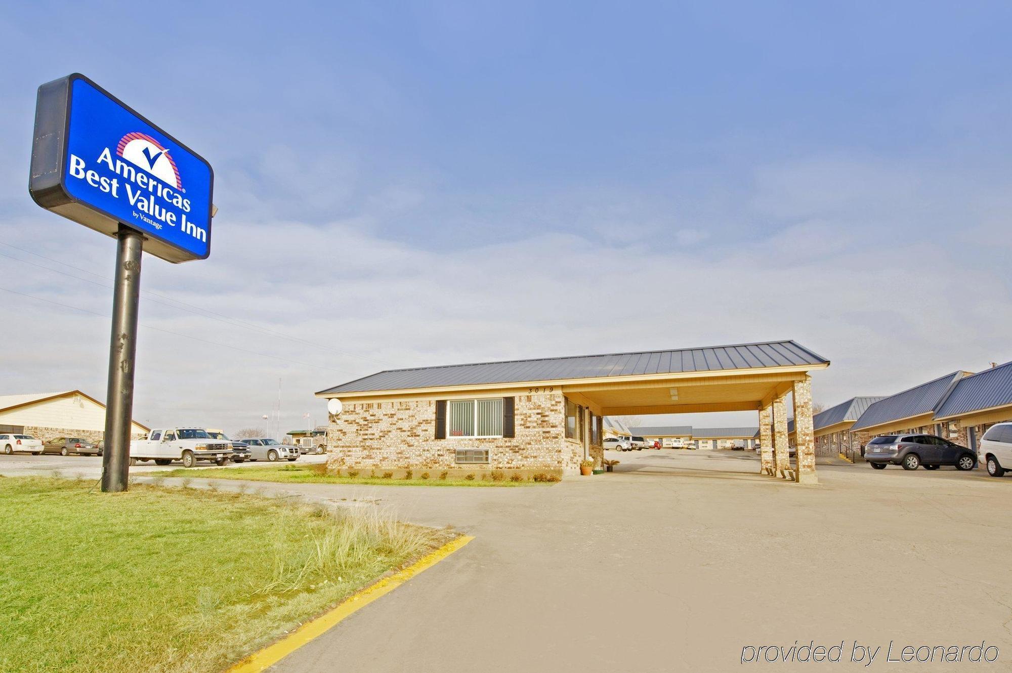 Americas Best Value Inn Gainesville Tx Екстер'єр фото